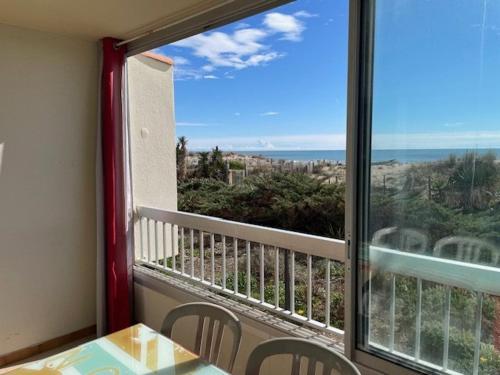 Photo de la galerie de l'établissement APPT 2 PIECES 52m2 avec LOGGIA 7m2 REF 4032, à Le Castellas