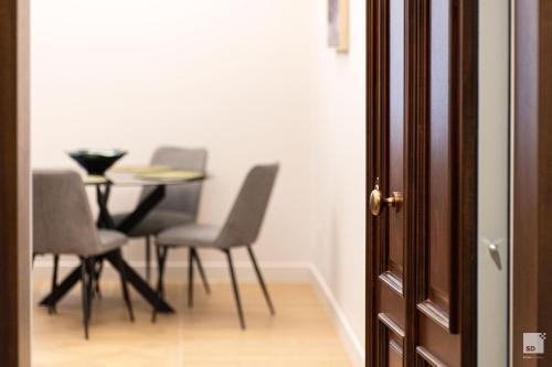 ボローニャにあるCavour Suite Apartmentsのギャラリーの写真