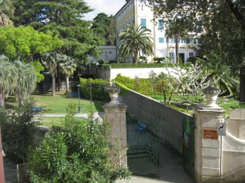 Сад в Hotel Acqua Marina