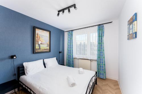 Raciborska Comfort Apartment by BookingHost