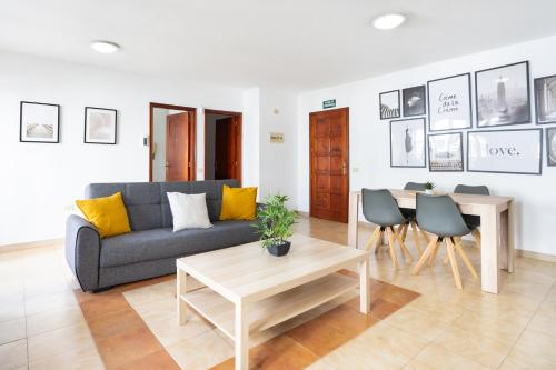 Home2Book Stylish Apt, near Los Cristianos Beach
