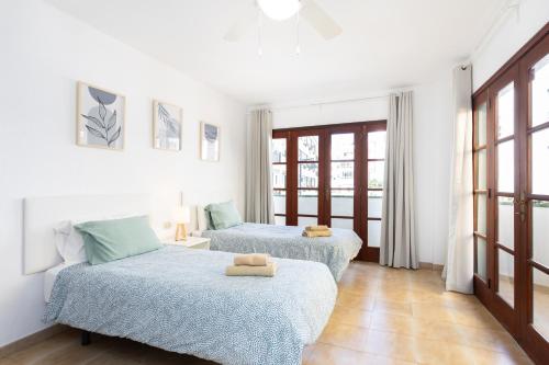 Home2Book Stylish Apt, near Los Cristianos Beach