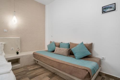 Coin salon dans l'établissement Oasis Suites Fira