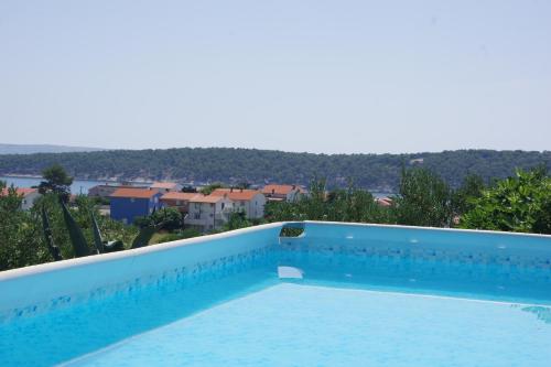 Serene Barbat Escape with Just Minutes from the Beach