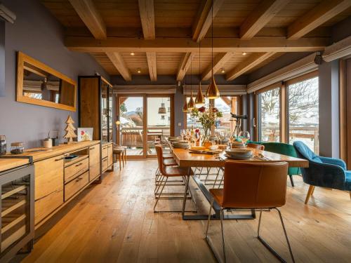Chalet Caprice - OVO Network