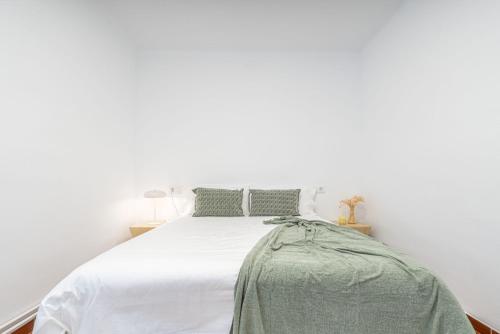 Milenial Immo - Llotja Apartamento en pleno centro de Roses, playa y paseo marítimo a 100 m