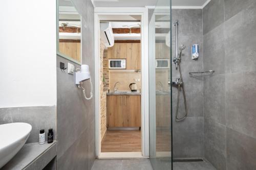 Creme by Life Homes