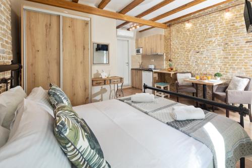 Vanilla by Life Homes