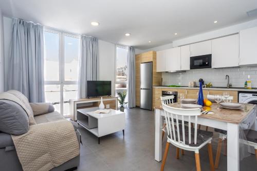 Eslanzarote Aptos Mozaga Nice by Corujo