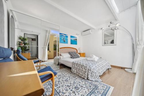 Luxury Living in Marbella Exclusive Villa RDR491