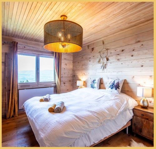 Katil atau katil-katil dalam bilik di Chalet I Sous le Bois