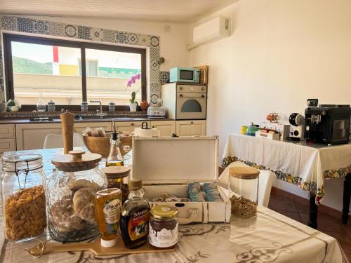 Kuchyň nebo kuchyňský kout v ubytování B&B Il Mare di Terrasini