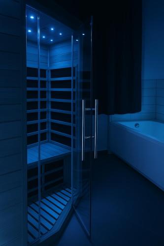 Lovers' Nest - Spa Apartment