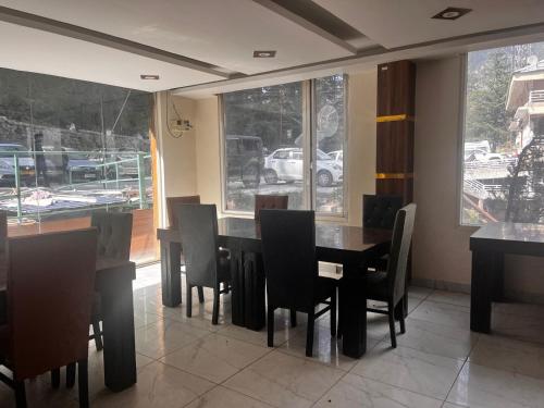 Restoran atau tempat lain untuk makan di Jagadhar Guest House