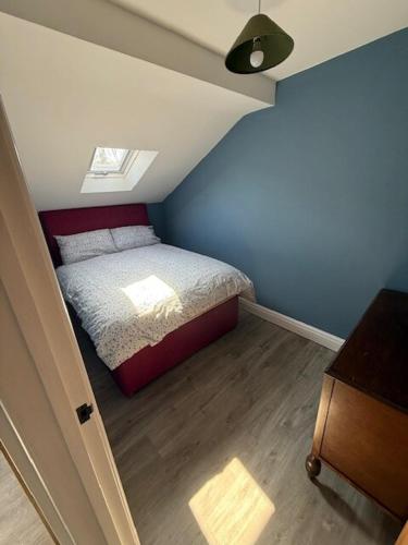 Brand New Stylish Converted Coach House in Cardiff photo 25