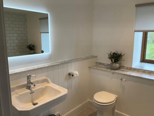 Ένα μπάνιο στο Heathside Guest Suite