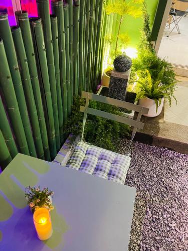 Midori Rawai Hotelにあるシーティングエリア