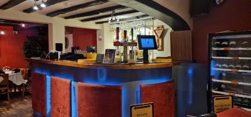 Ο χώρος του lounge ή του μπαρ στο Room near East Midland Airport 8