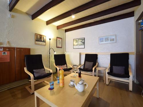 Χώρος καθιστικού στο Cottage Near Orval Abbey