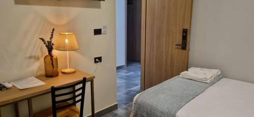 Ein Bett oder Betten in einem Zimmer der Unterkunft Hotel RUTA365