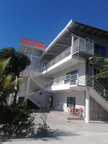 Apartamento familiar 1 con 3 habitaciones y 4 camas