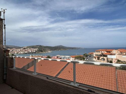 Maison Bord de Mer à Banyuls avec Terrasse et Garage - FR-1-225C-164