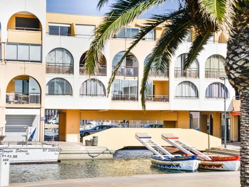 Photo de la galerie de l'établissement Studio Sète avec vue marina, proche plage - FR-1-338-611, à Sète