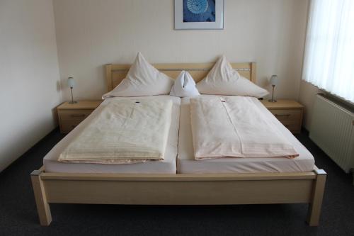 Hotel Schlömerにあるベッド