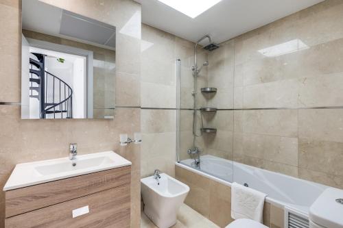 Cute apartment on Calle Juan Herrera in center Malaga