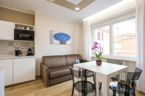 Aurelius Design Loft - Metro Cornelia