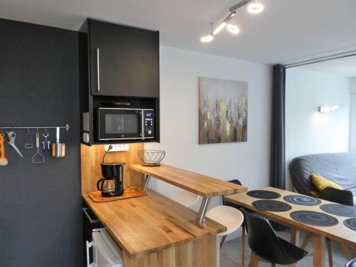 BEL APPARTEMENT RENOVE 6 PERSONNES, 1 CHAMBRE ET GARAGE