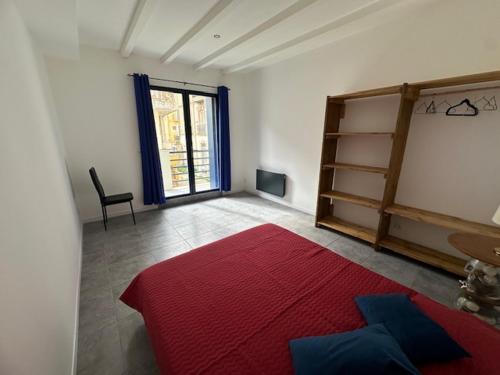 Ένα ή περισσότερα κρεβάτια σε δωμάτιο στο Maison DEBES