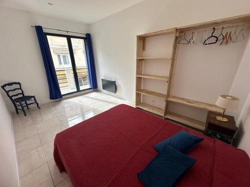 Ένα ή περισσότερα κρεβάτια σε δωμάτιο στο Maison DEBES