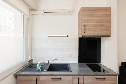 Photo de la galerie de l'établissement Immogroom -Renovated studio, à Cannes