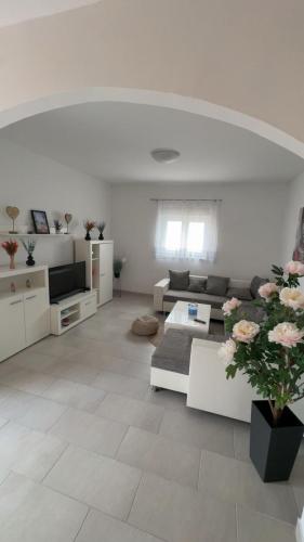 silent and close to sea 1st floor