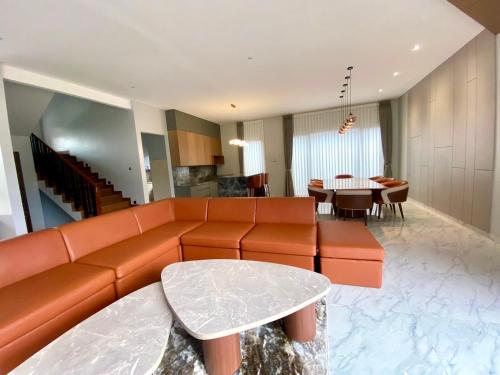 Гостиная зона в Lavanda Villas Puncak