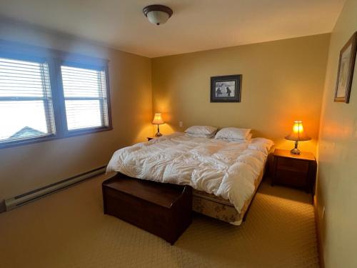Postel nebo postele na pokoji v ubytování Townhouse, Ski in Ski out