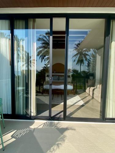 Balkoni atau teres di Sway Villa