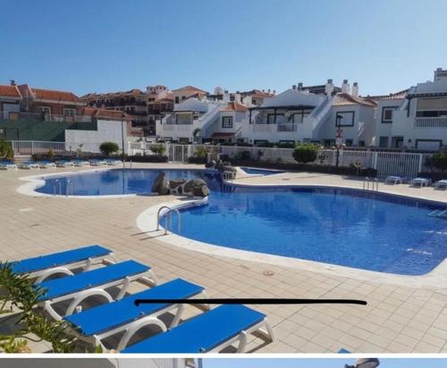 Beautiful apartment with pool and wifi