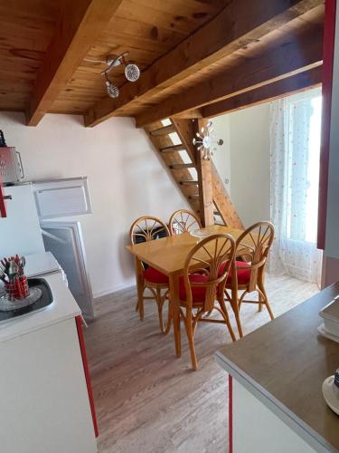 VRASLAND TER 70 M de la plage 6 couchages