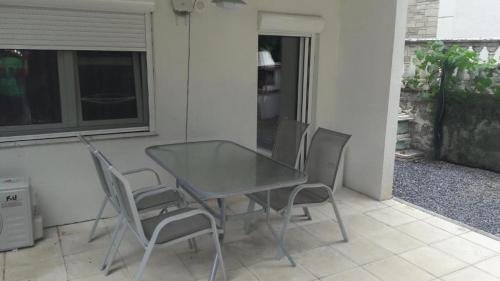 Friends 2 Apartment