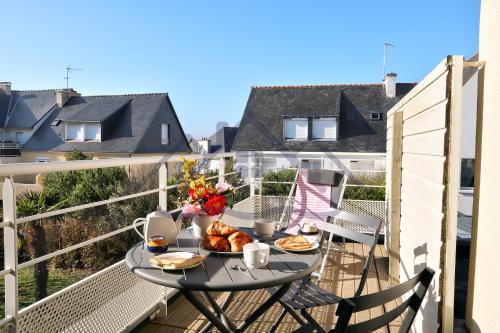 LocaLise - B80 - La villa Blanche - L'iroise - 1er étage plain pied - Wifi inclus - Draps inclus - Animaux bienvenues