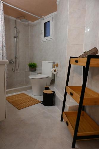 Ένα μπάνιο στο Pola's Cozy Apartment