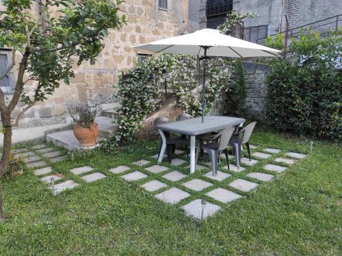 Κήπος έξω από το Casa Biscarello - Borgo e Lago