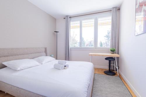 Photo de la galerie de l'établissement Le Tassilunois - T3 Cosy - Centre ville de Tassin, à Tassin-la-Demi-Lune