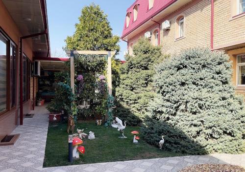 Сад в Grand Atlas Tashkent