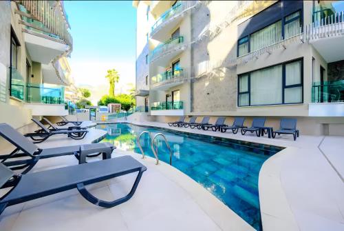 Bazén v ubytování Enjoy the aparment nebo v jeho okolí