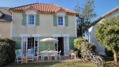 Maison 6-8 pers - 3 chbres - mer - piscine - golf