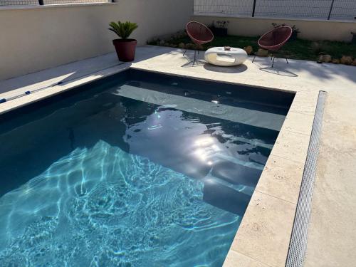 Photo de la galerie de l'établissement Maison Les Chênes d'Hélios en Drôme provençale, à Réauville