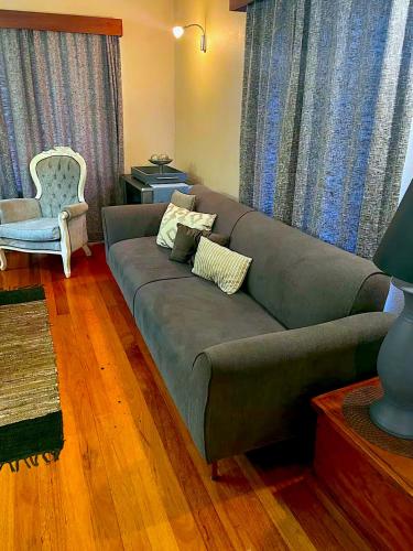 Χώρος καθιστικού στο Munro Suites